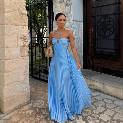 Robe Longue Chic à Bretelles – Élégance Moderne