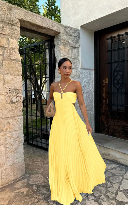 Robe Longue Chic à Bretelles – Élégance Moderne