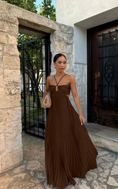 Robe Longue Chic à Bretelles – Élégance Moderne